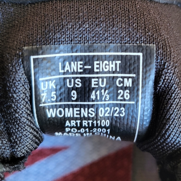 NIB Lane Eight Relay Trainer Women's US 9 Black - Picture 8 of 11